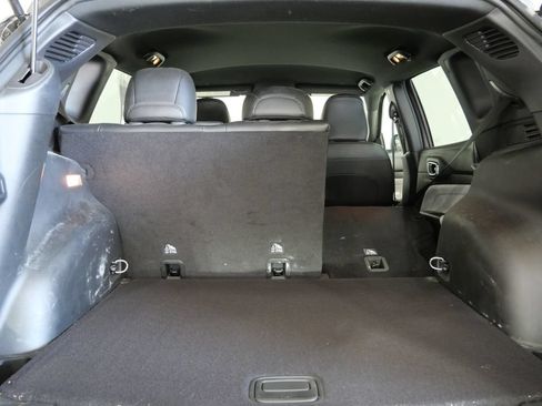Used 2023 Jeep Compass Latitude AWD/4WD image 24