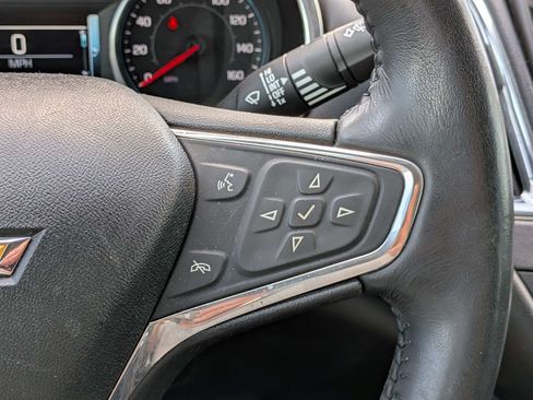 Used 2018 Chevrolet Malibu Premier w/ Premier Sun and Wheel Package FWD image 24
