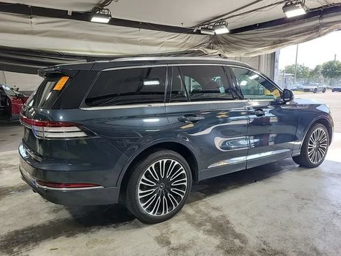 Used 2023 Lincoln Aviator Black Label w/ Dynamic Handling Package AWD/4WD image 10