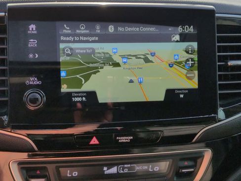 Used 2020 Honda Pilot Touring image 26