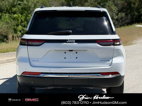 Used 2024 Jeep Grand Cherokee Limited AWD/4WD image 13