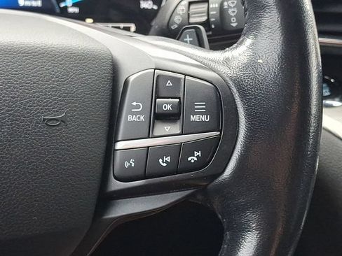 Used 2020 Ford Explorer XLT w/ Equipment Group 202A AWD/4WD image 22