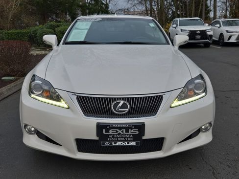 Used 2014 Lexus IS 250C image 9