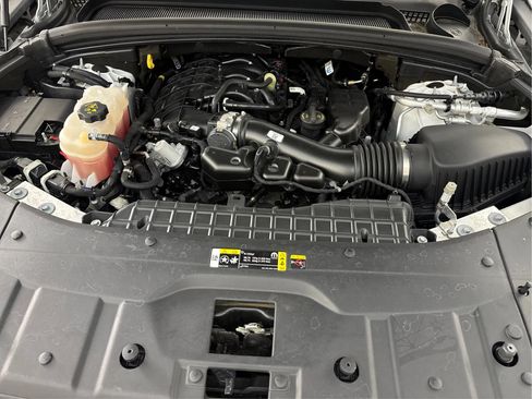 Used 2023 Jeep Grand Cherokee L Laredo AWD/4WD image 29