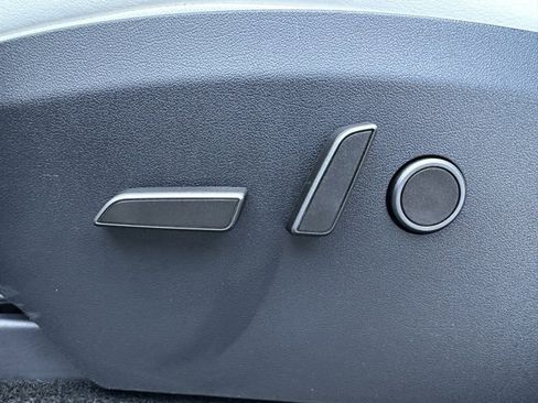 Used 2024 Tesla Model Y Long Range image 17