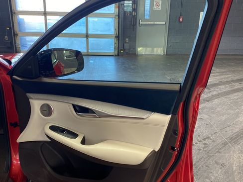 Used 2022 INFINITI QX50 Autograph image 32