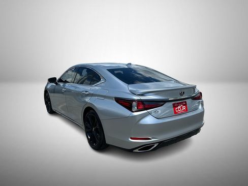 Used 2022 Lexus ES 350 F Sport FWD image 3