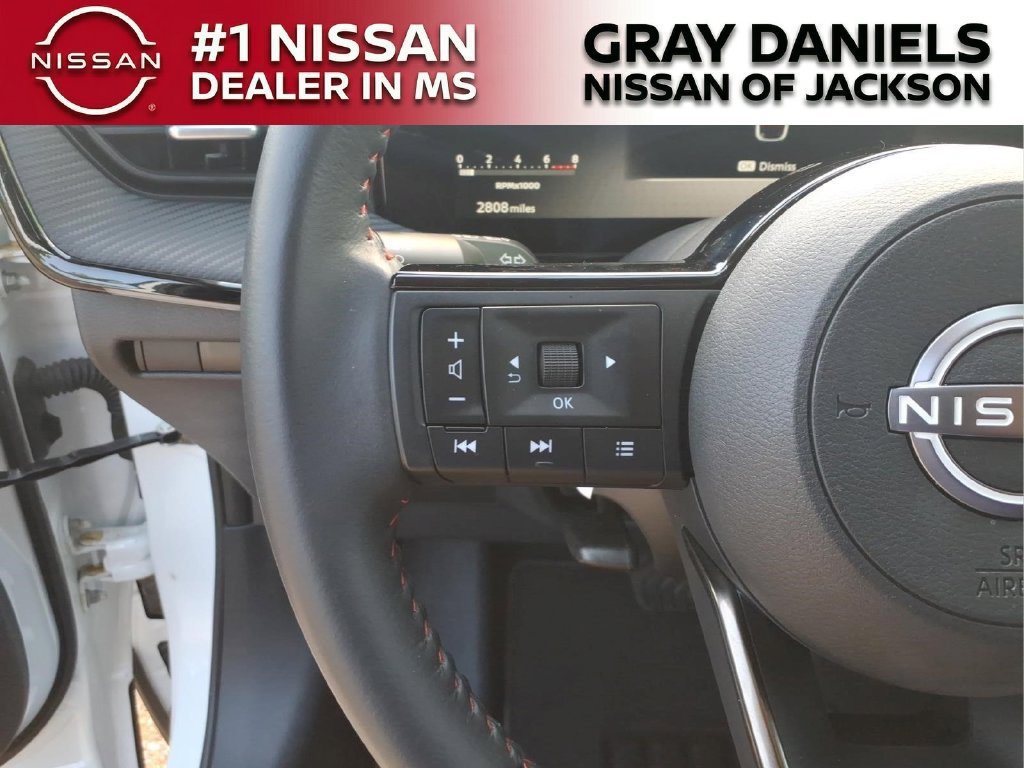 Used 2025 Nissan Kicks SR AWD/4WD image 13