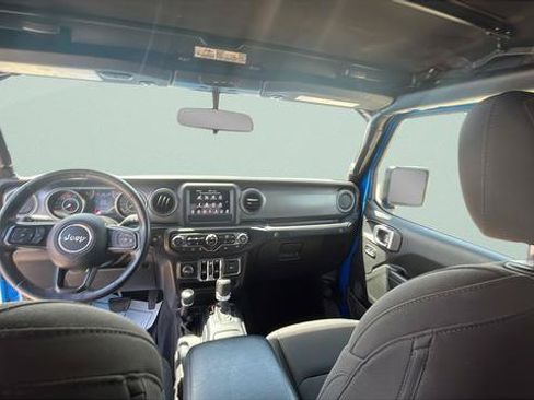 Used 2022 Jeep Wrangler Unlimited Sport AWD/4WD image 25