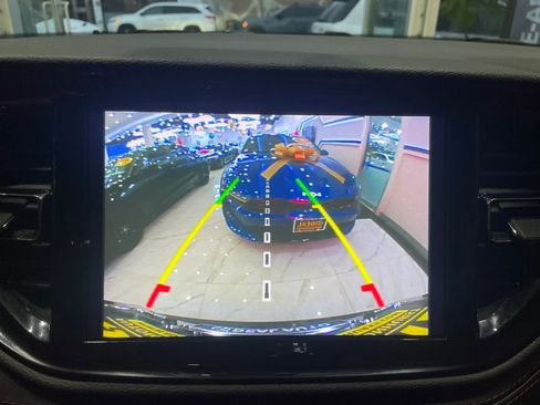 Used 2022 Dodge Durango R/T w/ Blacktop Package AWD/4WD image 18