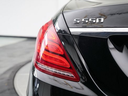 Used 2015 Mercedes-Benz S 550 Sedan image 14