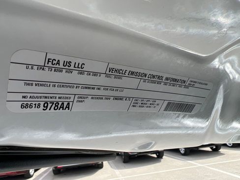 Used 2024 RAM 2500 Laramie w/ Night Edition image 28