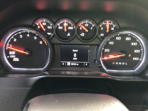 Used 2020 Chevrolet Silverado 1500 Custom w/ Custom Value Package AWD/4WD image 29