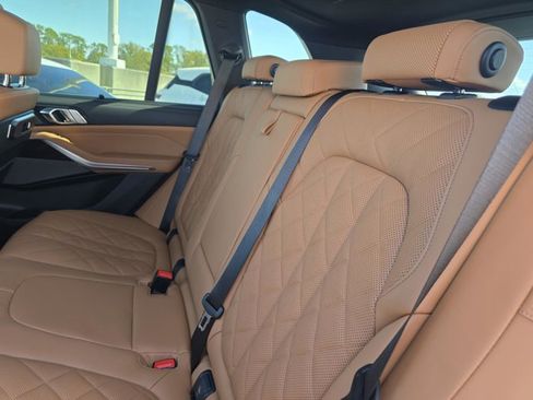 New 2026 BMW X5 xDrive40i w/ Climate Comfort Package AWD/4WD image 12