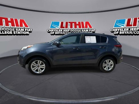 Used 2017 Kia Sportage LX AWD/4WD image 4