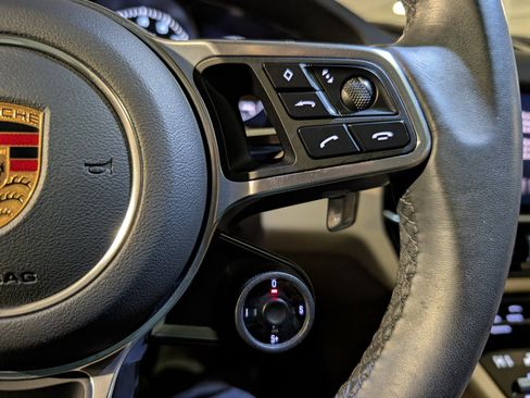 Certified 2023 Porsche Cayenne Coupe image 27