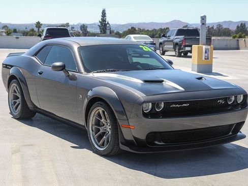Used 2020 Dodge Challenger R/T Scat Pack RWD image 3
