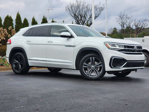 Used 2022 Volkswagen Atlas Cross Sport SEL R-Line image 17