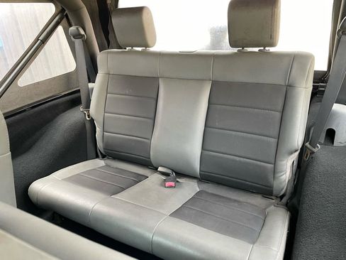 Used 2008 Jeep Wrangler X w/ Black Appearance Group image 7