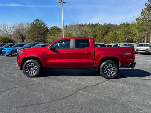 Used 2024 Chevrolet Colorado Z71 w/ Z71 Convenience Package 2 image 6