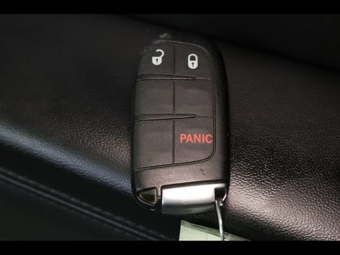 Used 2021 Jeep Grand Cherokee Laredo AWD/4WD image 11