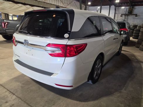 Used 2018 Honda Odyssey EX-L image 2