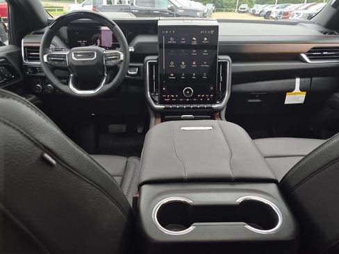 New 2026 GMC Yukon XL Denali w/ Denali Reserve Package AWD/4WD image 18
