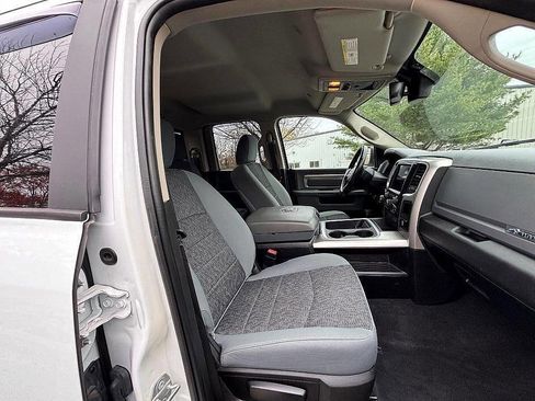 Used 2019 RAM 1500 Big Horn image 19