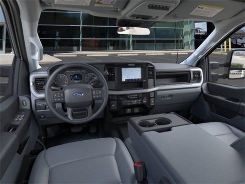 New 2025 Ford F450 XL image 9