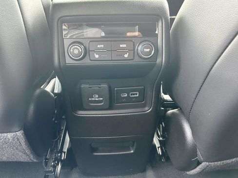 Used 2023 GMC Acadia Denali FWD image 14