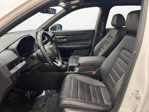Certified 2025 Honda CR-V Sport-L image 9
