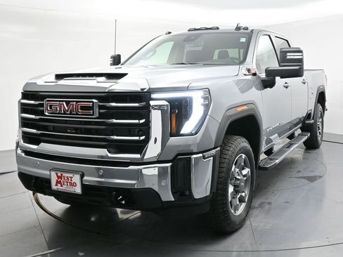 New 2026 GMC Sierra 3500 SLE w/ SLE Value Package AWD/4WD image 2