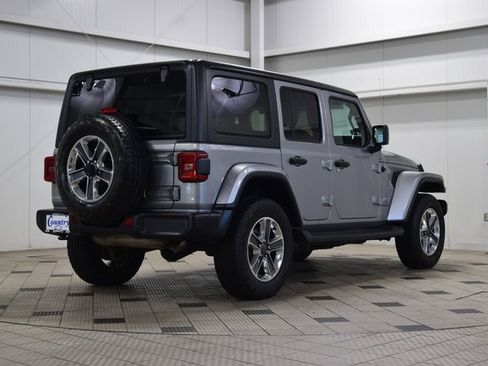 Used 2018 Jeep Wrangler Unlimited Sahara image 8
