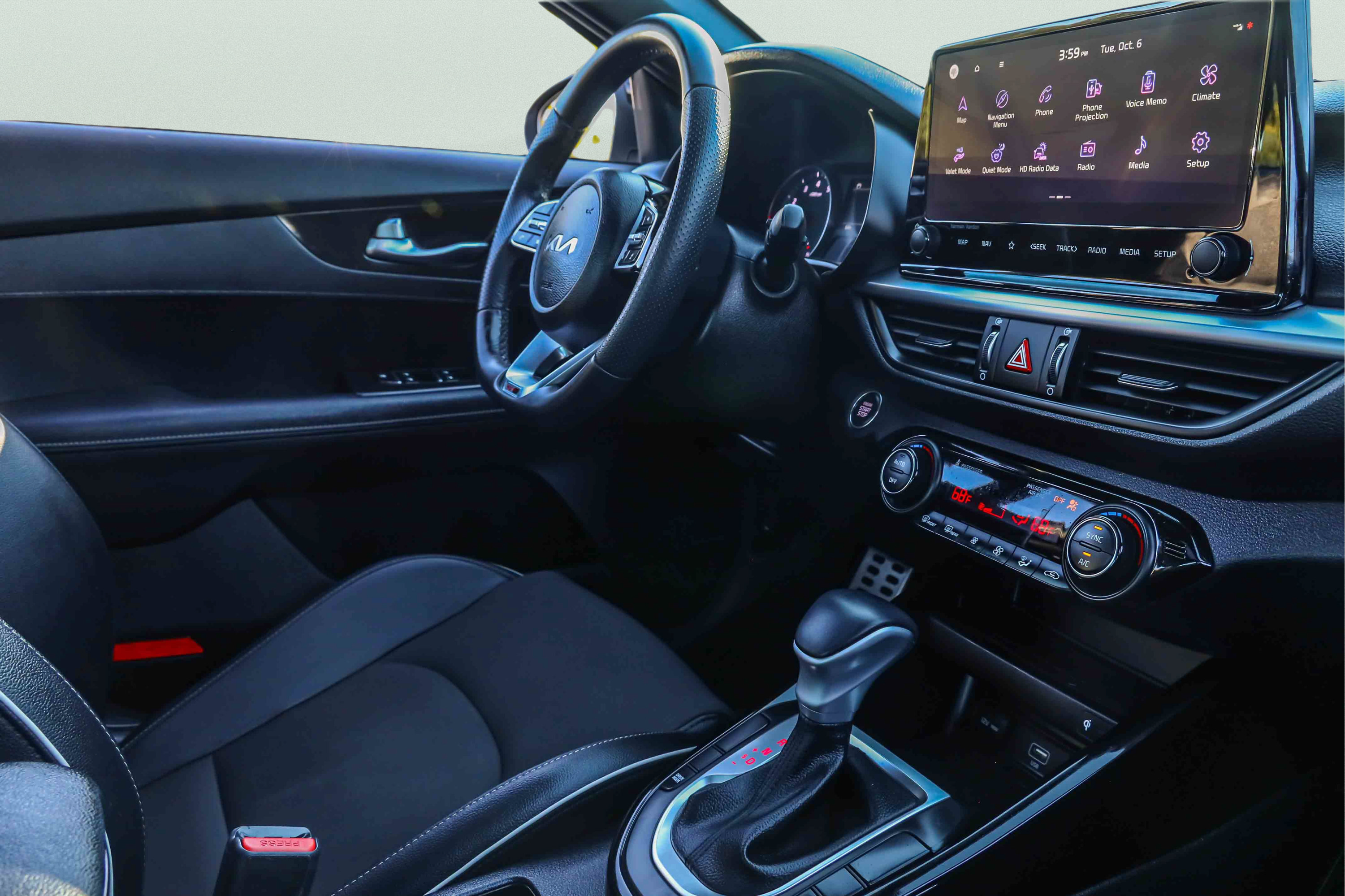 Certified 2023 Kia Forte GT-Line w/ GT-Line Premium Package FWD image 25