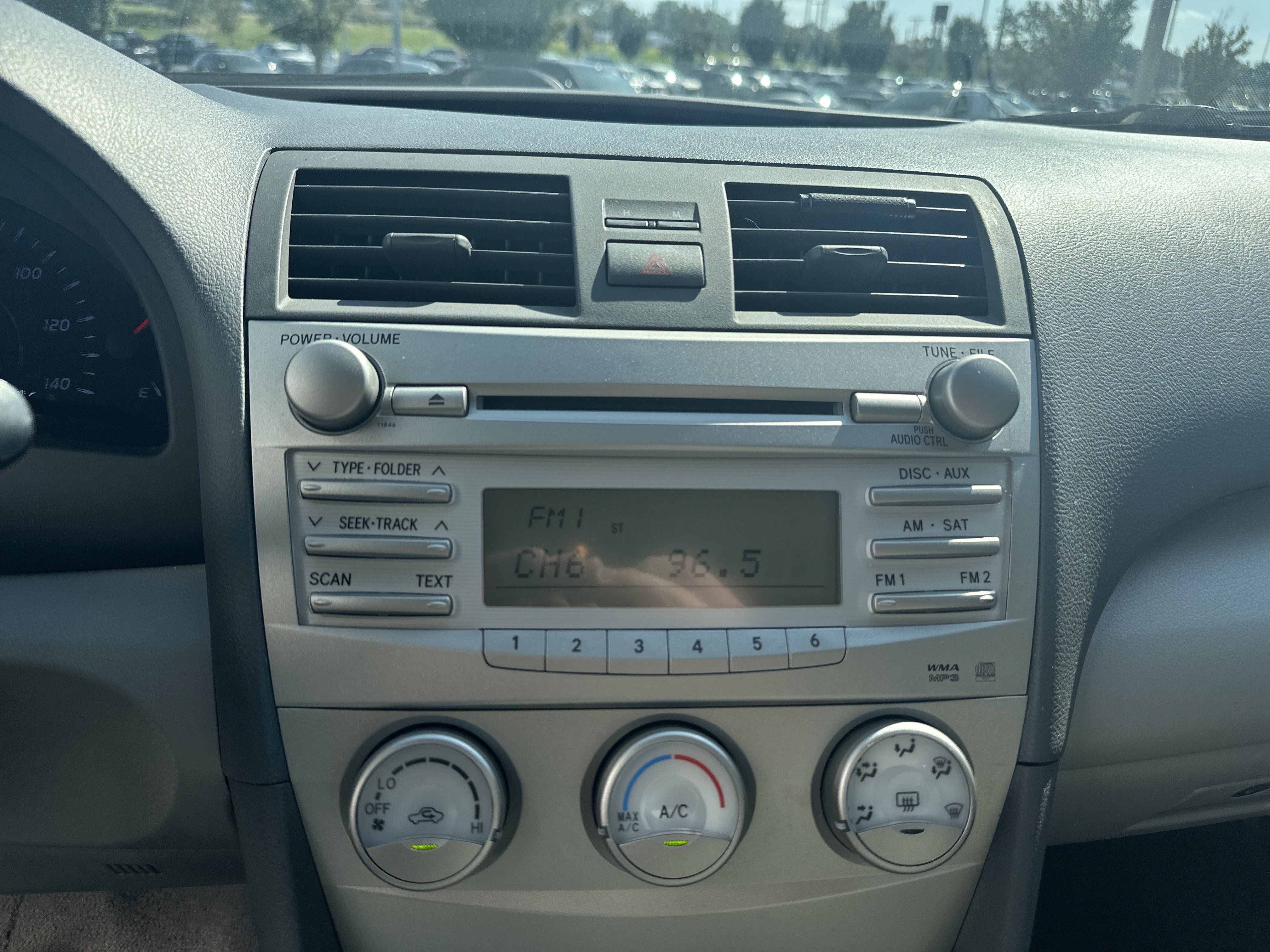 Used 2011 Toyota Camry LE w/ LE Extra-Value Pkg FWD image 24