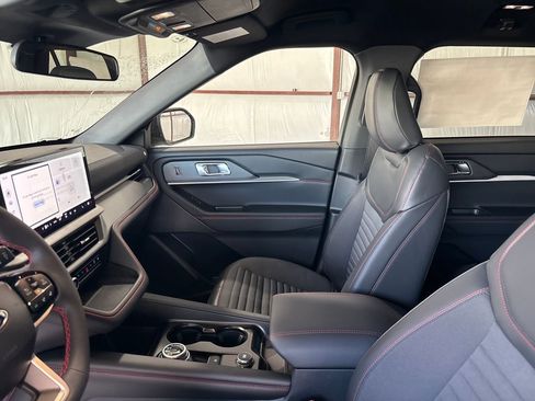 New 2026 Ford Explorer ST-Line image 11