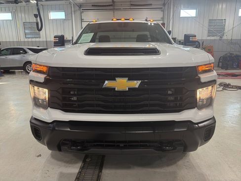 Used 2024 Chevrolet Silverado 2500 W/T image 19