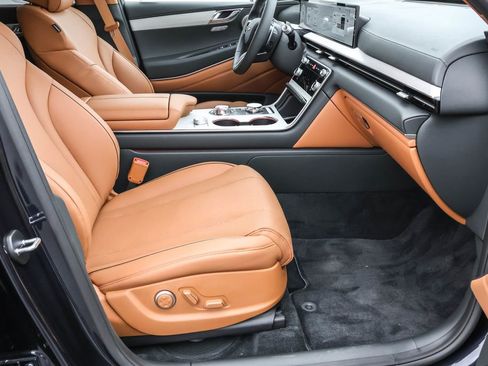 Used 2026 Genesis GV80 2.5T Prestige image 37