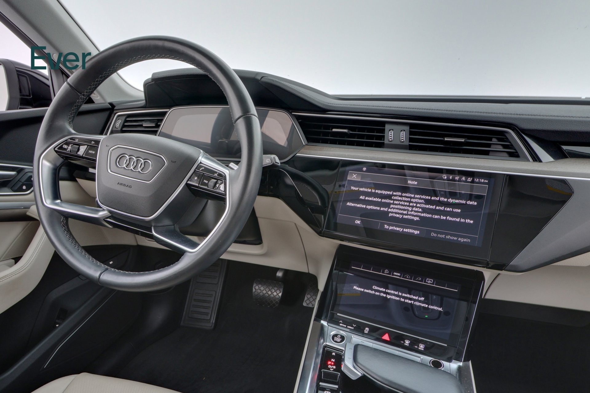 Used 2024 Audi Q8 e-tron Premium Plus w/ Premium Plus Package AWD/4WD image 25
