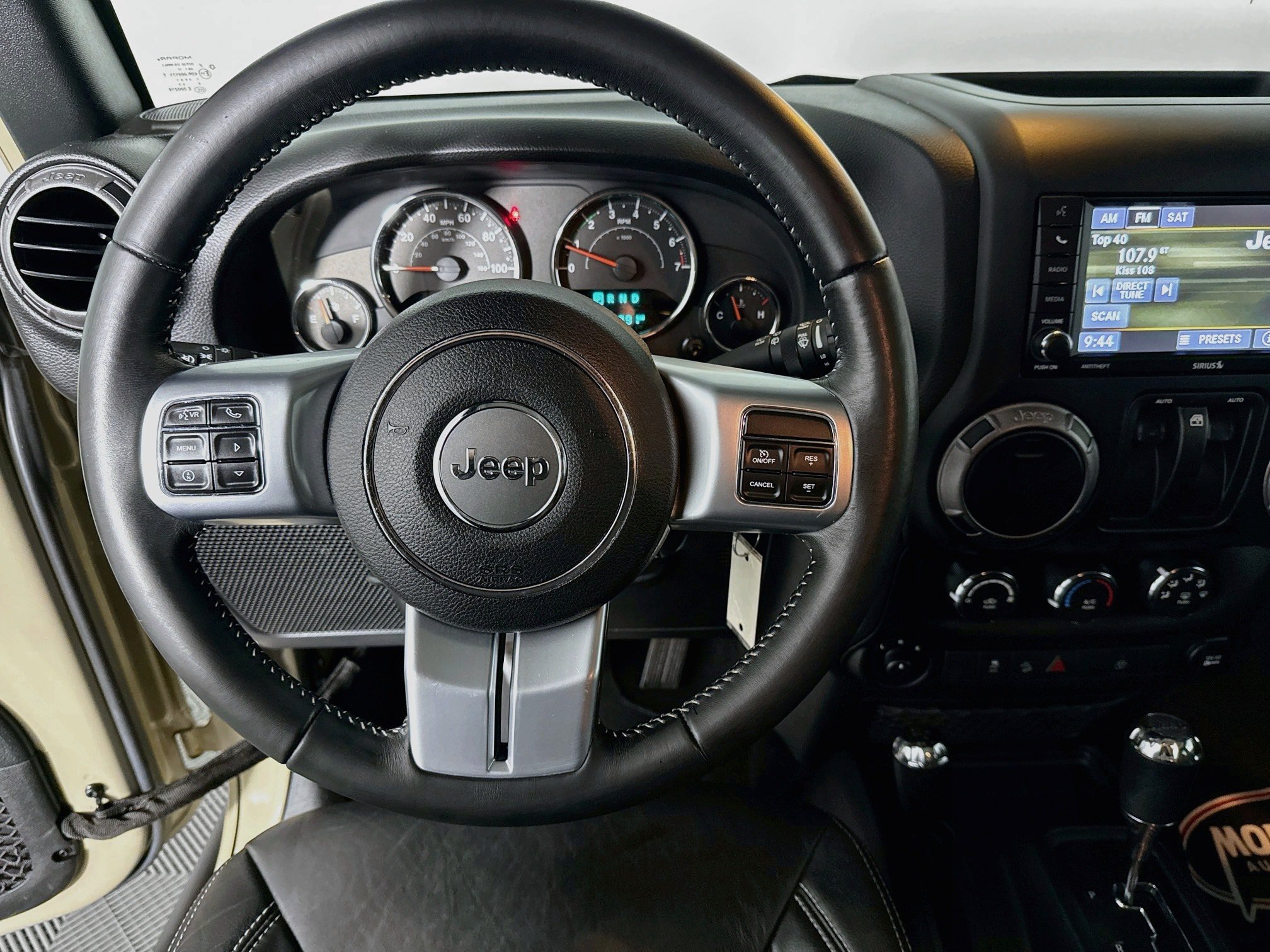 Used 2018 Jeep Wrangler Sport AWD/4WD image 23