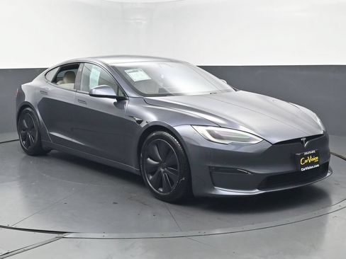 Used 2022 Tesla Model S AWD/4WD image 2