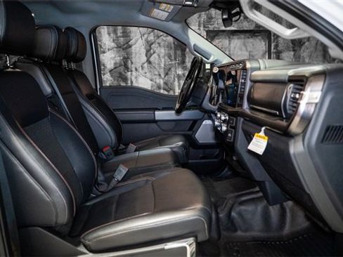 Used 2023 Ford F250 Lariat image 9