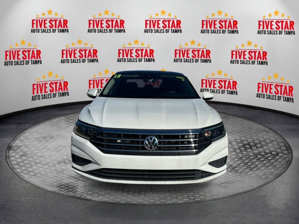 Used 2019 Volkswagen Jetta SEL FWD image 2