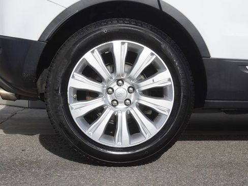 Used 2014 Land Rover Range Rover Evoque Prestige image 34