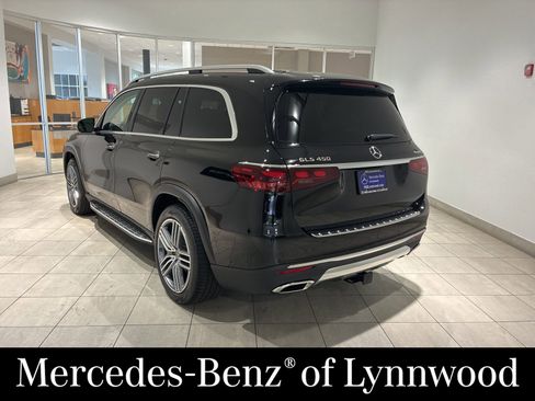 New 2026 Mercedes-Benz GLS 450 4MATIC image 4