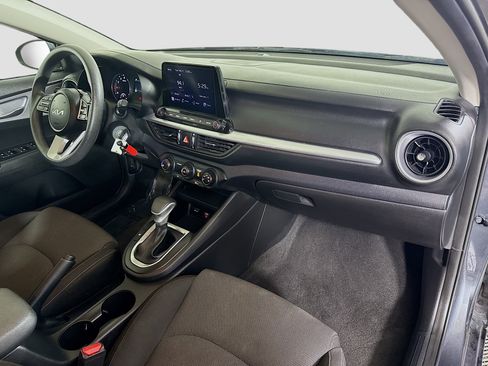 Used 2024 Kia Forte LXS image 29