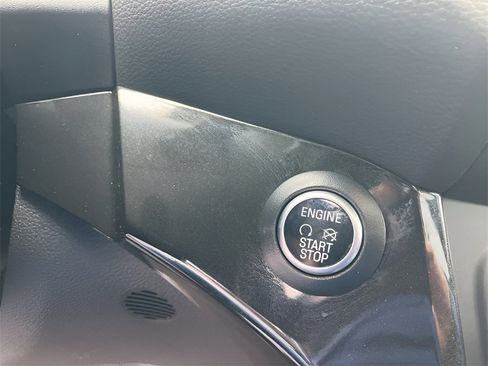 Used 2018 Ford Escape Titanium w/ Ford Safe & Smart Package image 23