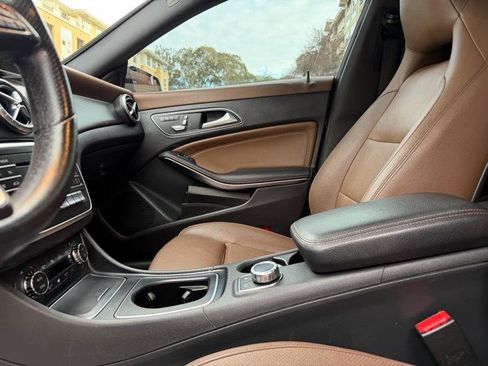Used 2018 Mercedes-Benz CLA 250 image 46