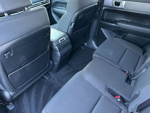 Used 2026 Hyundai Santa Fe SE FWD image 12