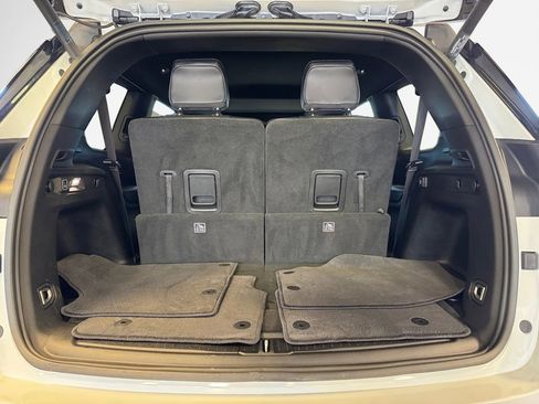 Used 2025 Jeep Grand Cherokee L Altitude image 25